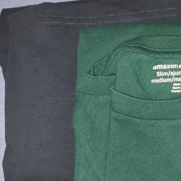 Amazon Essentials Men's Slim Size Medium - 2 Pack - NWOT - Navy Blue and Green - Picture 1 of 4